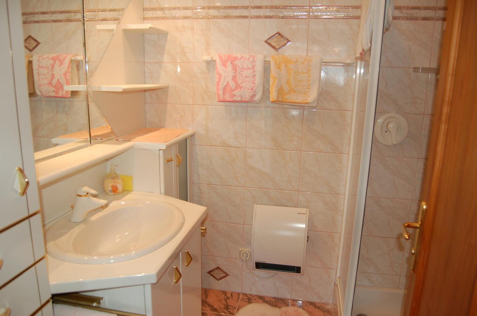 Haus Elfriede Apartment Millstatt Phòng bức ảnh